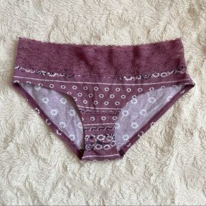 4/$20 Victoriaβs Secret Panty